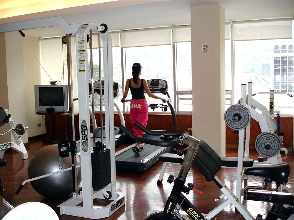 Hotel Emperador Ambato Buitenkant foto