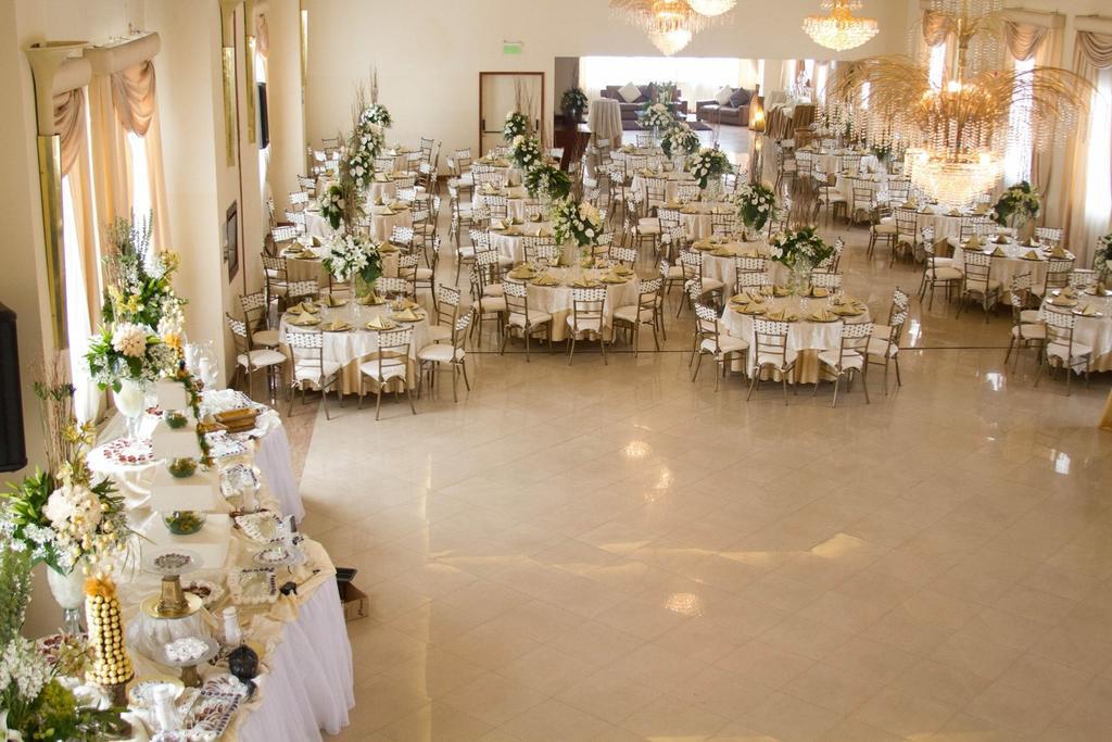Hotel Emperador Ambato Buitenkant foto