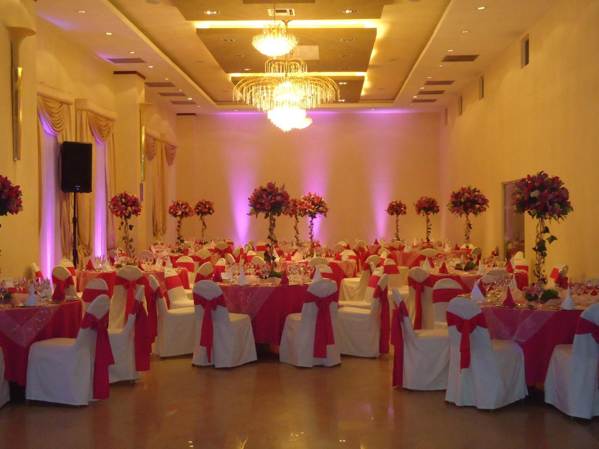 Hotel Emperador Ambato Buitenkant foto