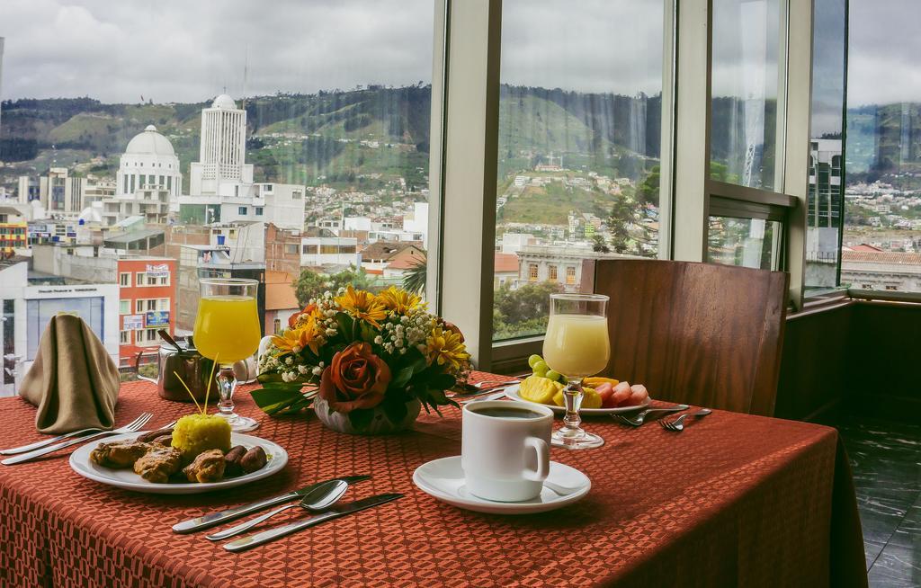 Hotel Emperador Ambato Buitenkant foto